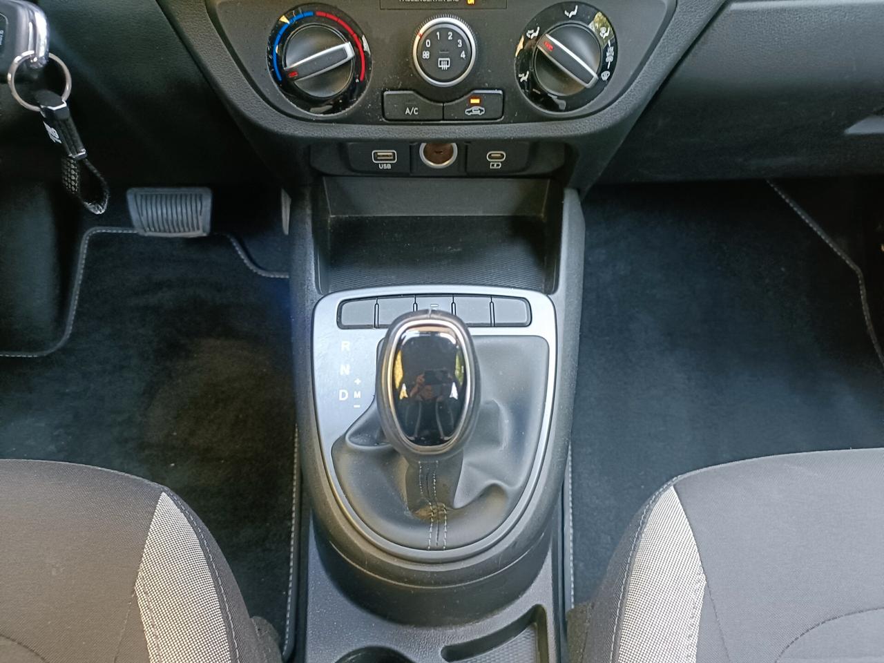 Hyundai i10 1.0 MPI AT Connectline