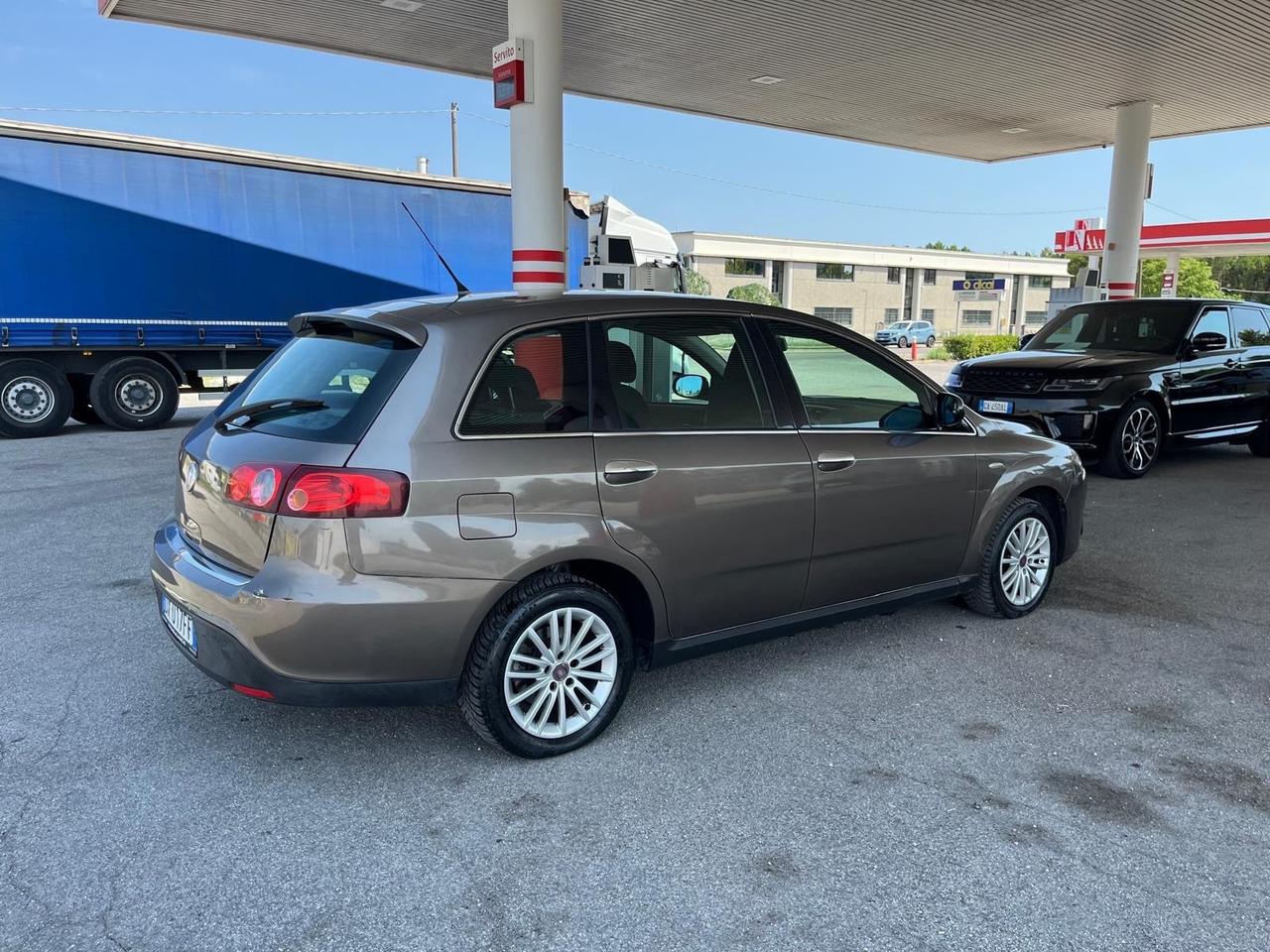 Fiat Croma 1.9 Multijet 16V Must