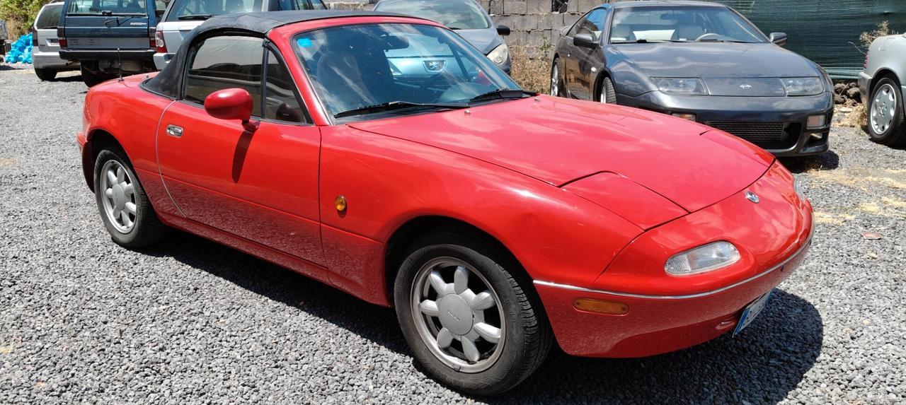 Mazda MX-5 1.6i 16V cat