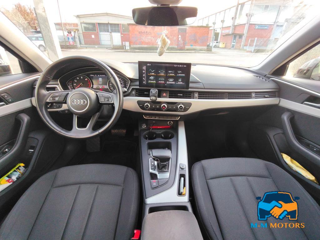 Audi A4 Berlina A4 35 2.0 tfsi mhev Business 150cv s-tronic