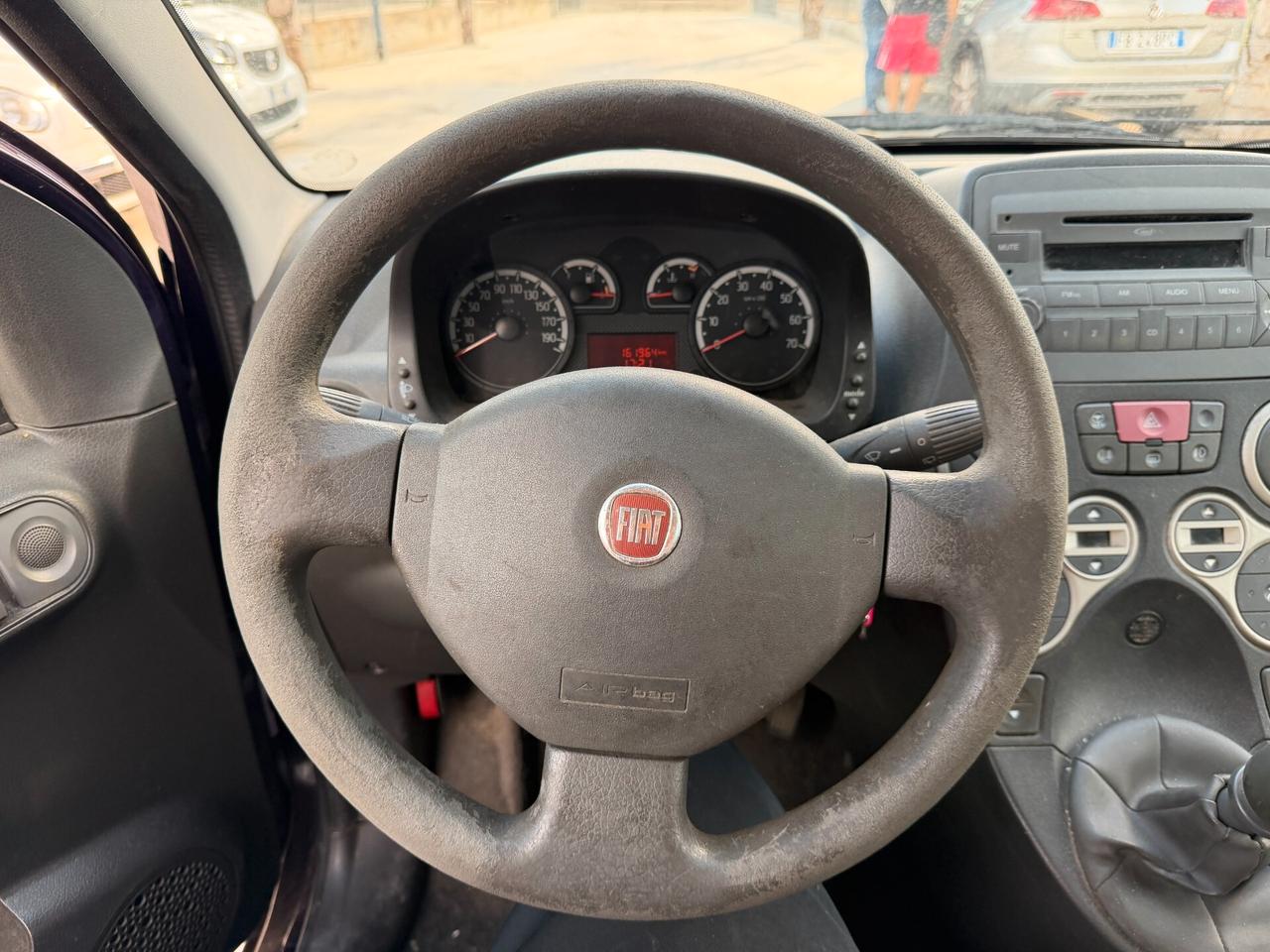 FIAT PANDA 2010 1.2 BENZINA 69 CV *LEGGI