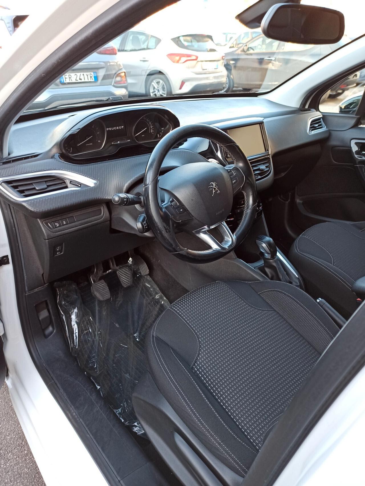 Peugeot 208 1.6 BlueHDi 75 cv 5 porte Allure