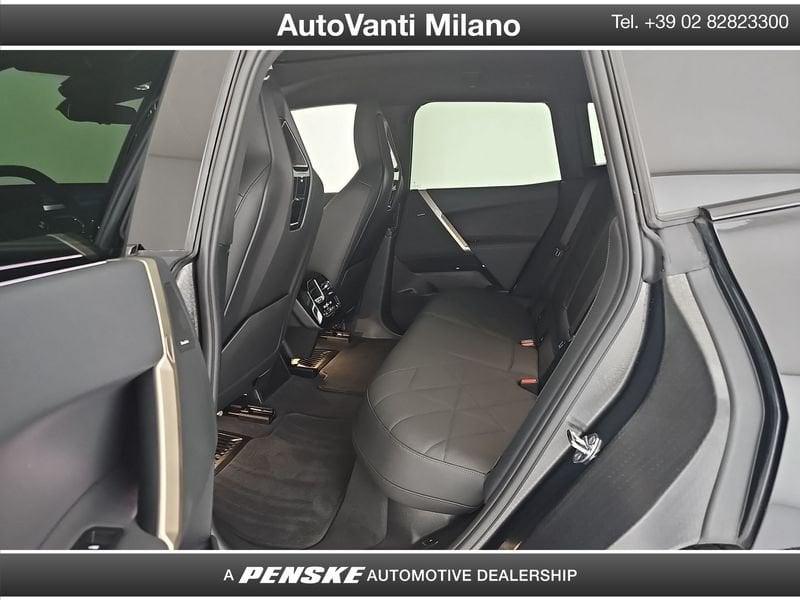 BMW iX xDrive40 Pacchetto Sportivo