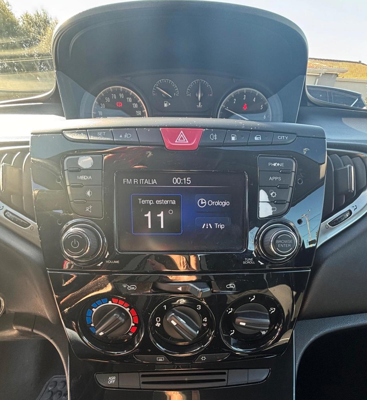 Lancia Ypsilon 1.2 69 CV 5 porte GPL Ecochic Gold