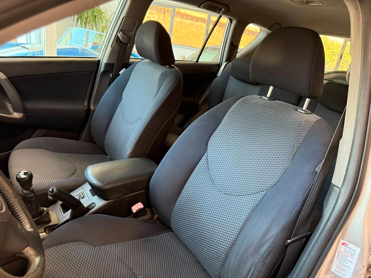 Toyota RAV 4 2.2 D-4D 136 CV Luxury