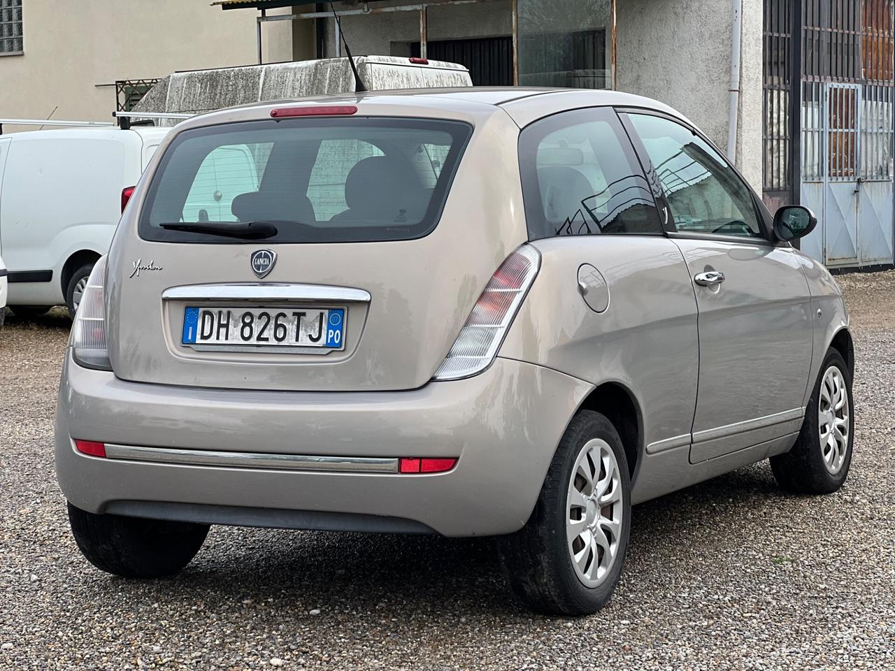 Lancia Ypsilon 1.2 Oro