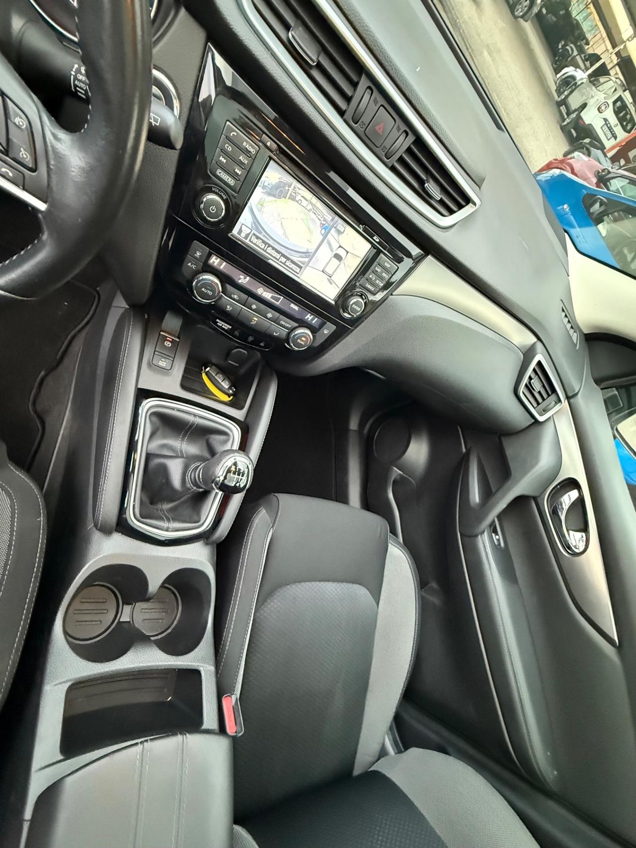 Qashqai 1.5 dCi 115 CV Tekna( 65 mil km )-rate-garanzia
