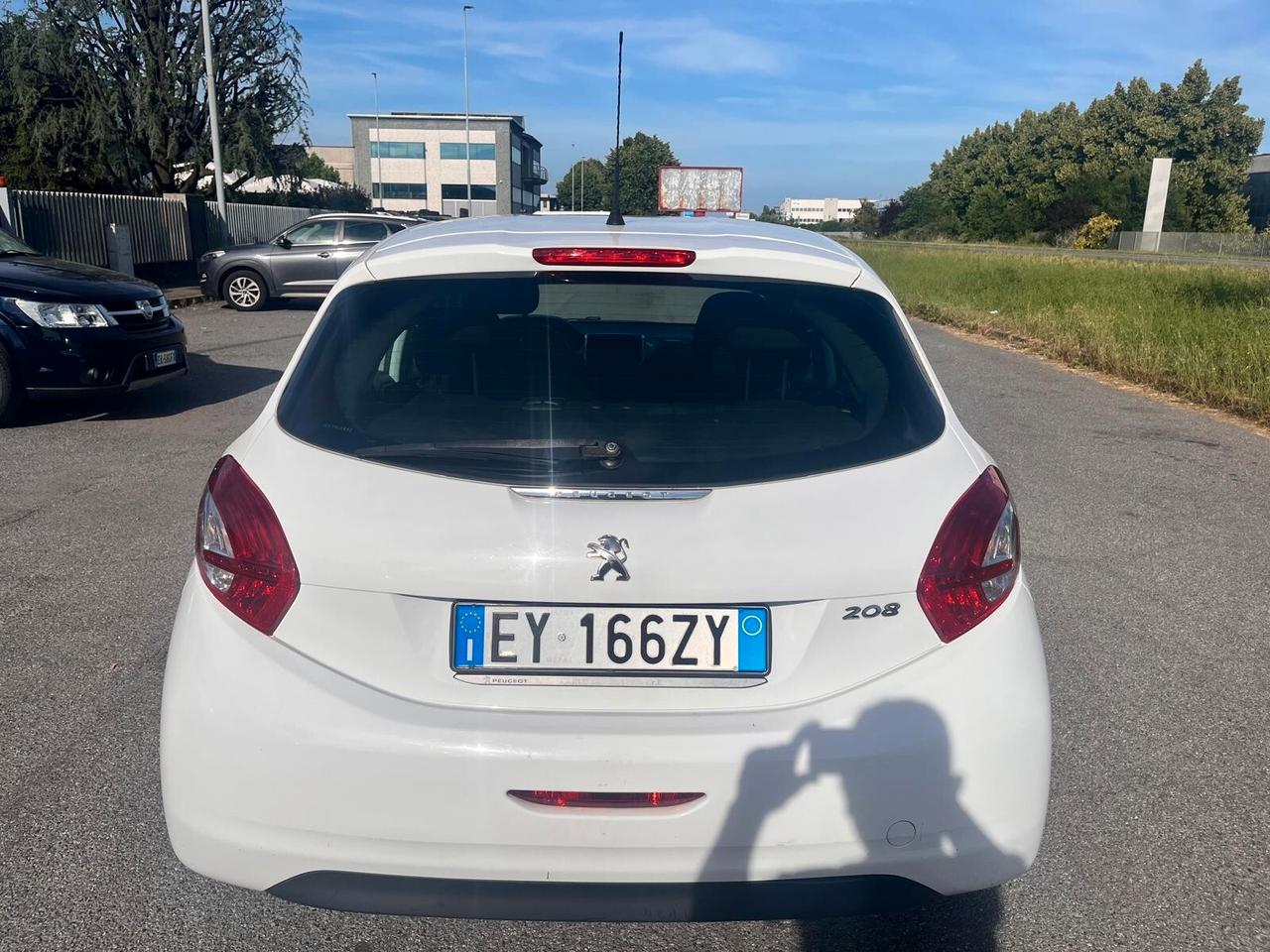Peugeot 208 1.4 HDi 68 CV 5 porte Access