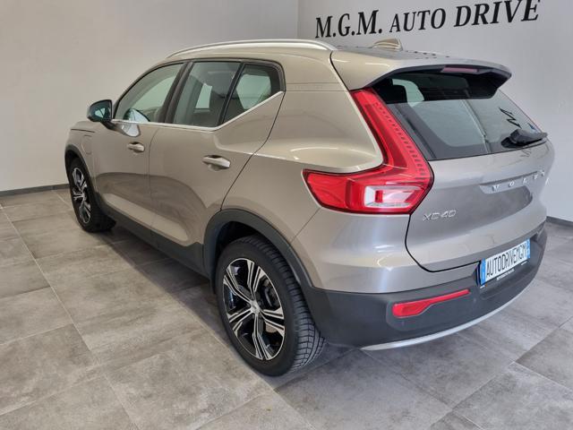 VOLVO XC40 T5 Recharge Plug-in Hybrid Inscription