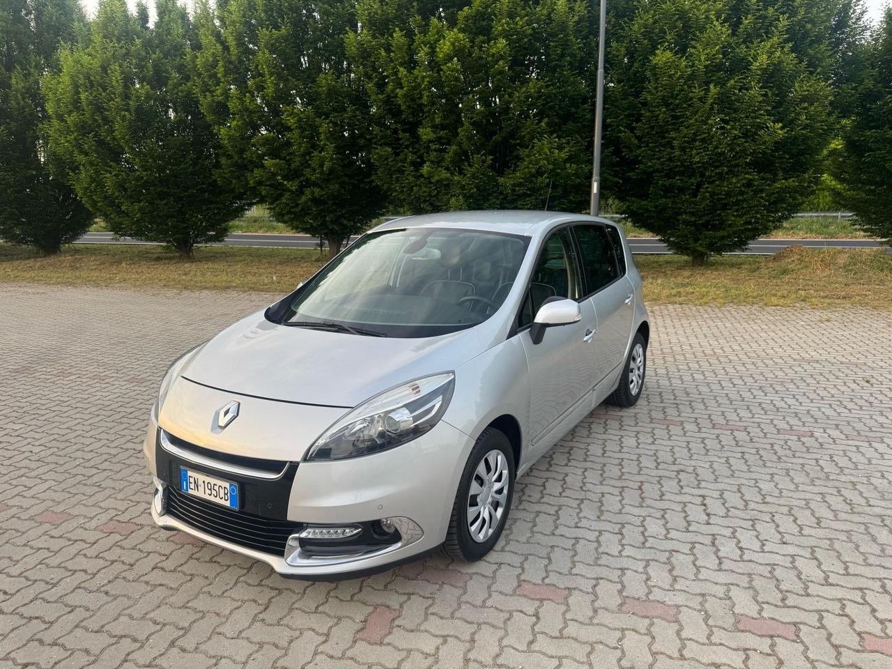 Renault Scenic Scénic XMod 1.6 dCi 130CV Start&Stop Live