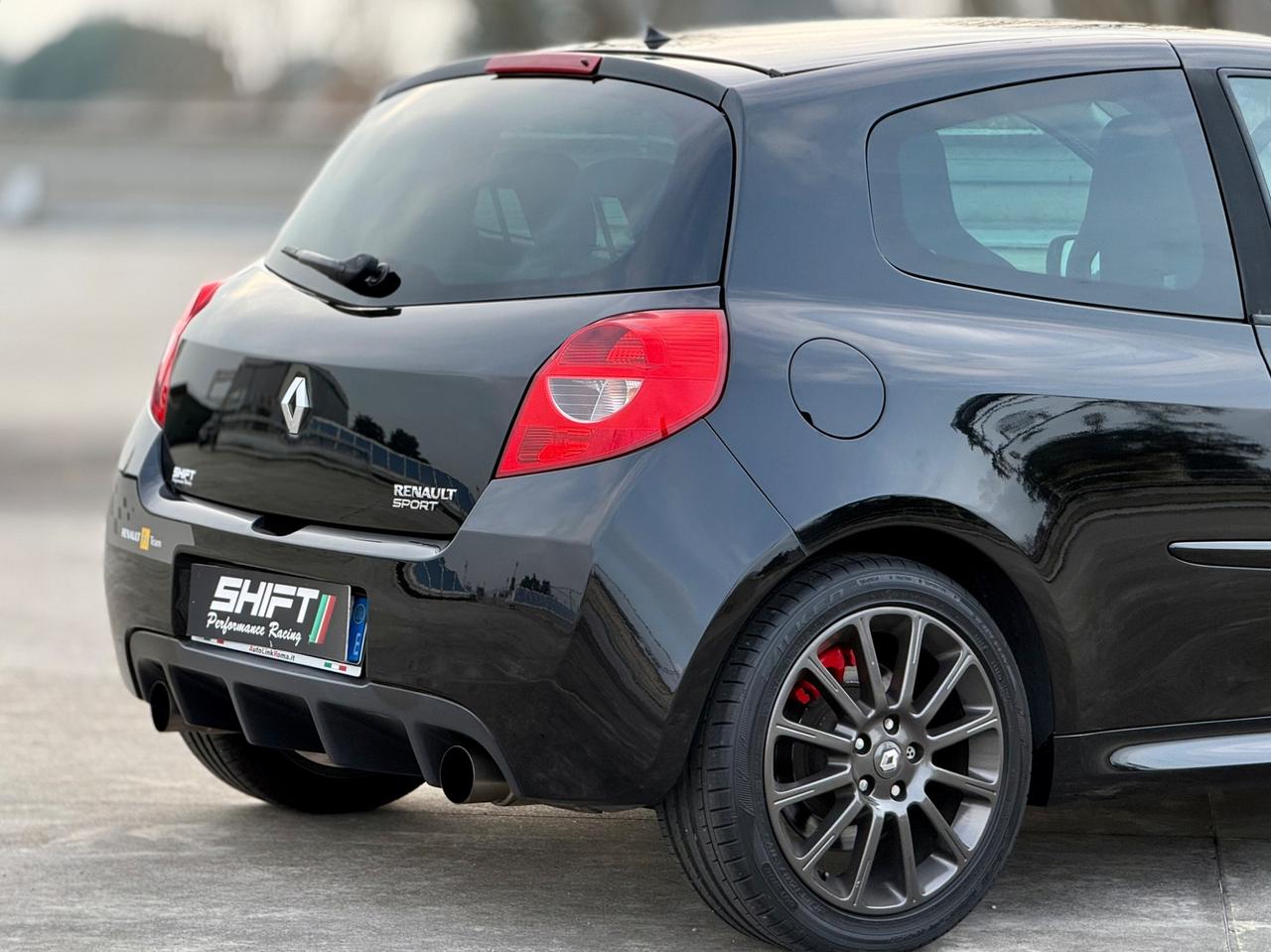 Renault Clio 3 RS F1 R27 N3196 197cv 2008