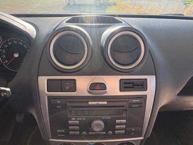 FORD Fiesta 1.2 16V 5p. NEOPATENTATI OK DISTRIBUZIONE P CONSEG