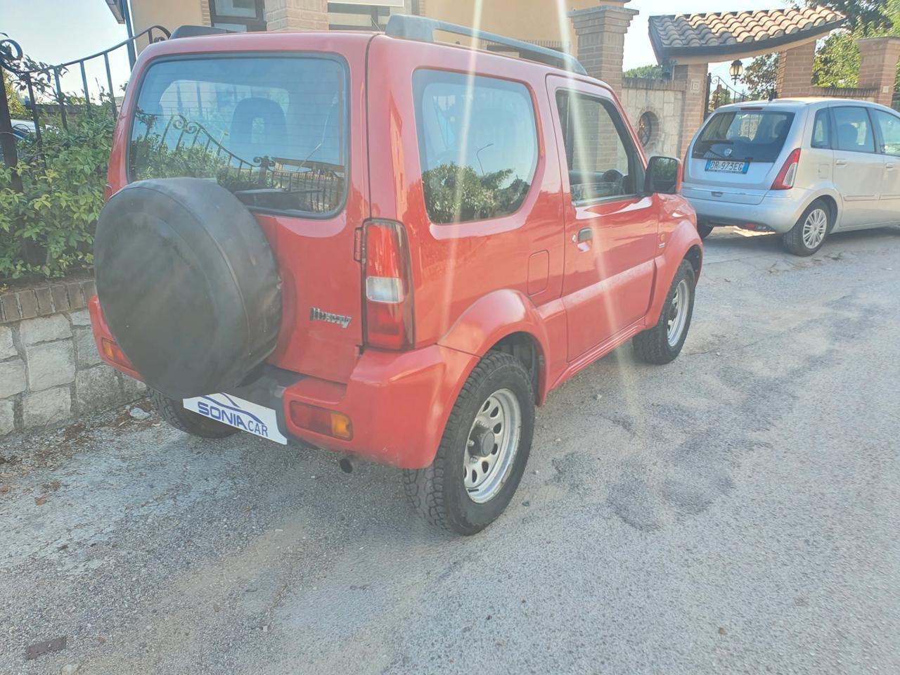 Suzuki Jimny 1.5 DDiS cat 4WD JLX Più