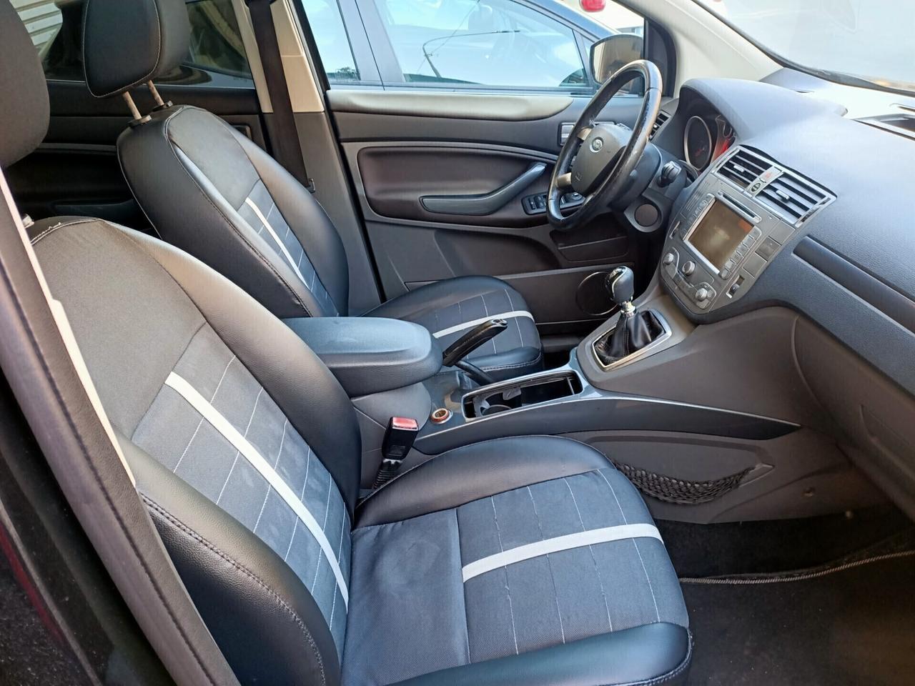 Ford Kuga 2.0 TDCi 136 CV tagliandata con distribuzione effettuata 2009 tetto panoramico