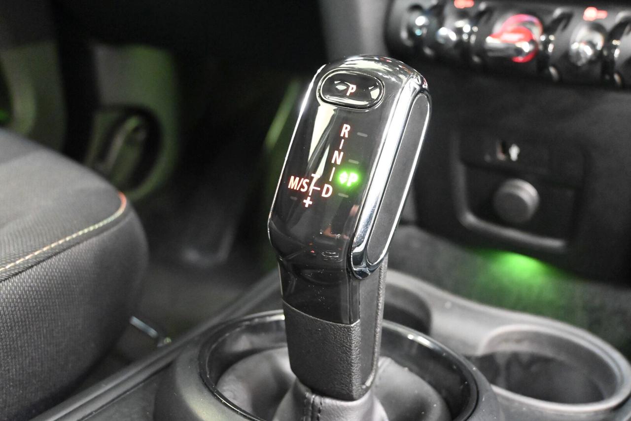 MINI Mini Countrym.(F60) Mini 2.0 Cooper D Clas...