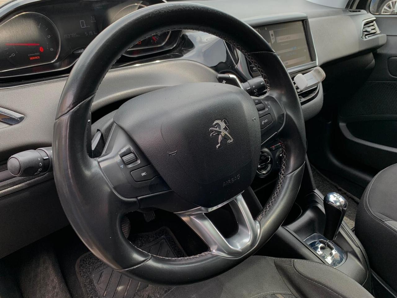 Peugeot 208 1.4 e-HDi 68 CV S&S robotizzato 5 porte Active