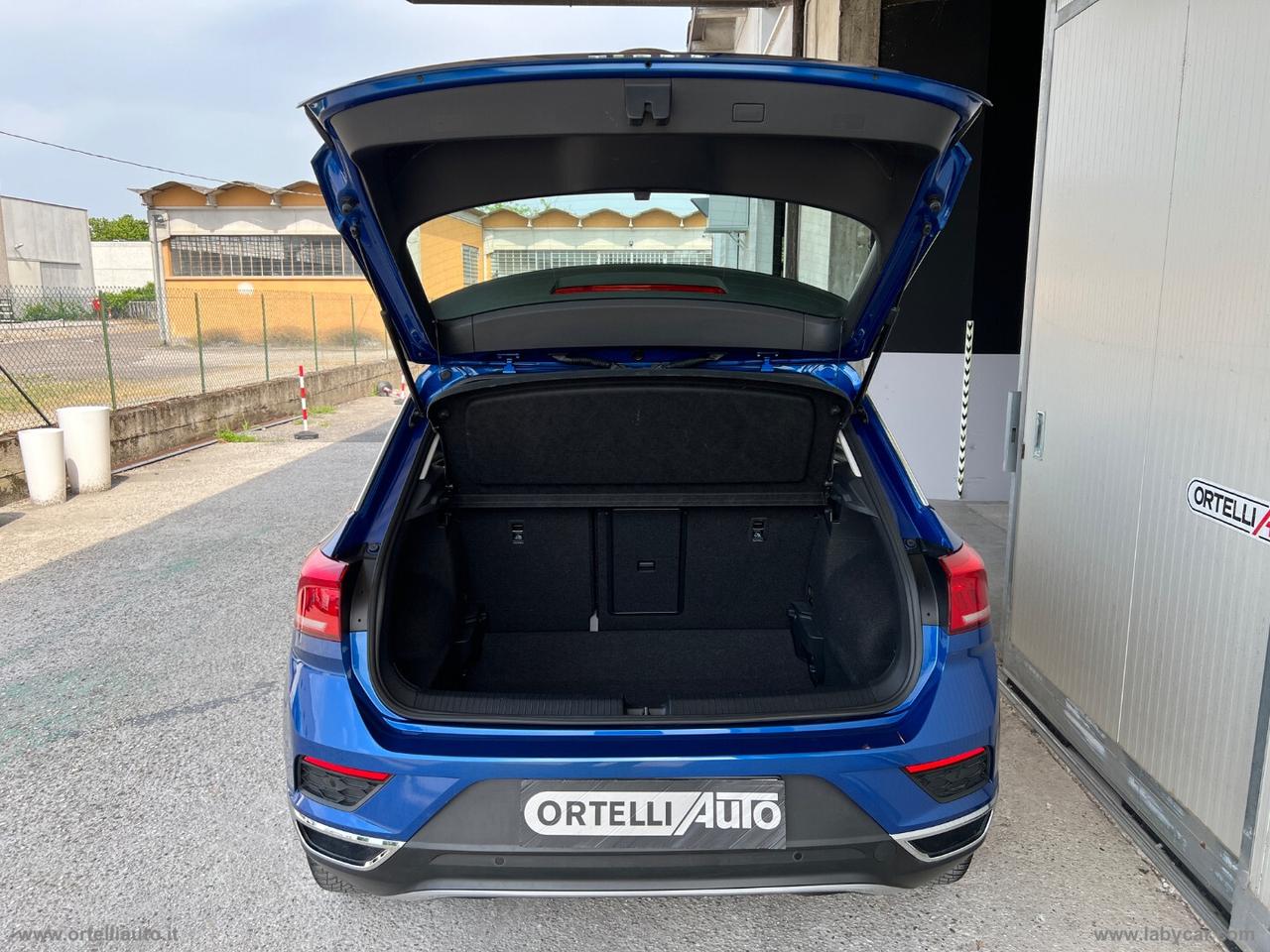 VOLKSWAGEN T-Roc 2.0 TDI 150 CV DSG Business BMT IVA DEDUCIBILE