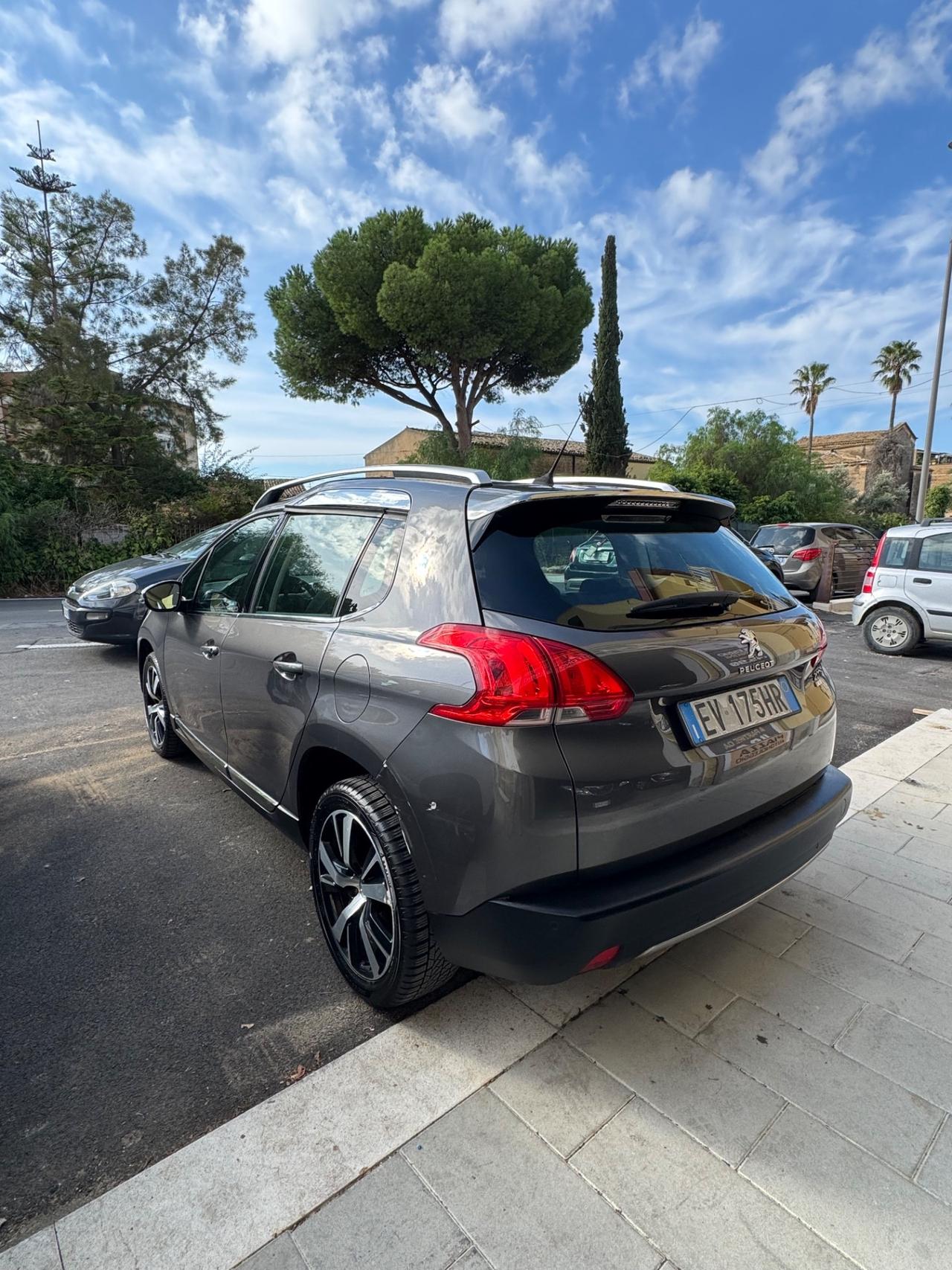 Peugeot 2008 1.6 e-HDi 115 CV Stop&Start Allure