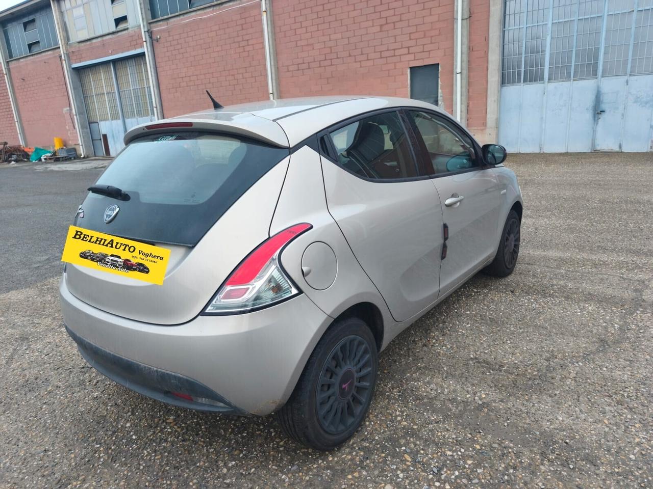 Lancia Ypsilon 2014---1.2 Benzina Neopatentati