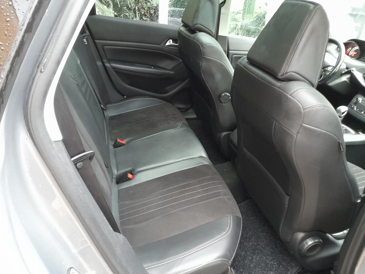 Peugeot 308 1.6 e-HDi 115 CV Stop&Start SW Allure