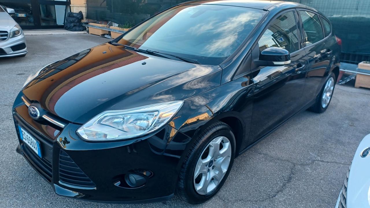 Ford Focus 1.6 120 CV GPL
