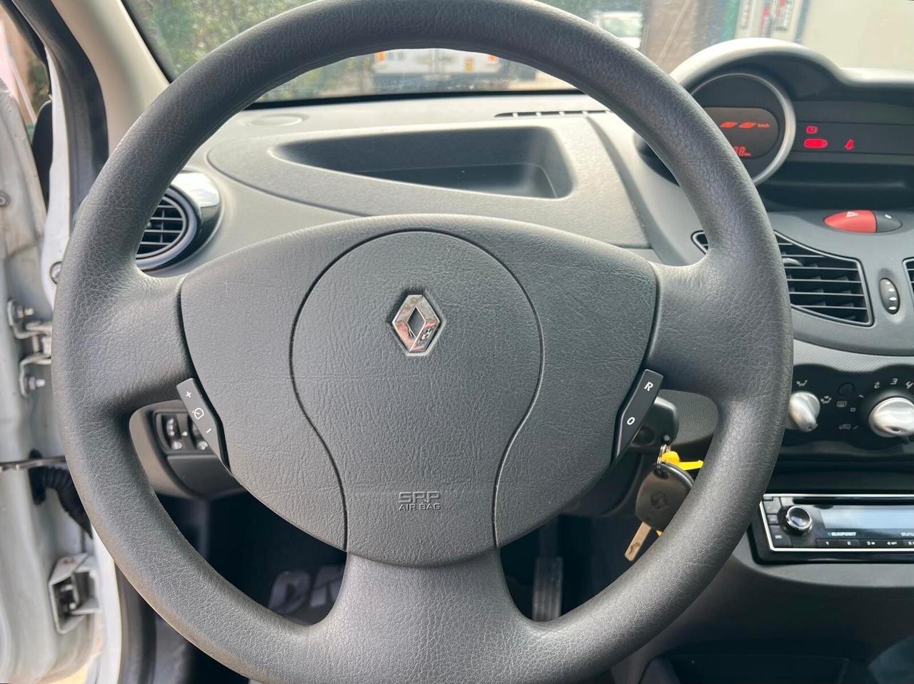 Renault Twingo 1.2 75 cv