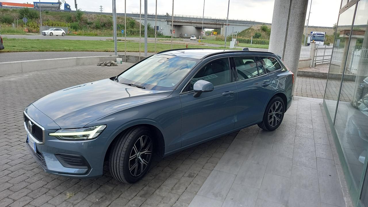 Volvo V60 B4 (d) automatico Core