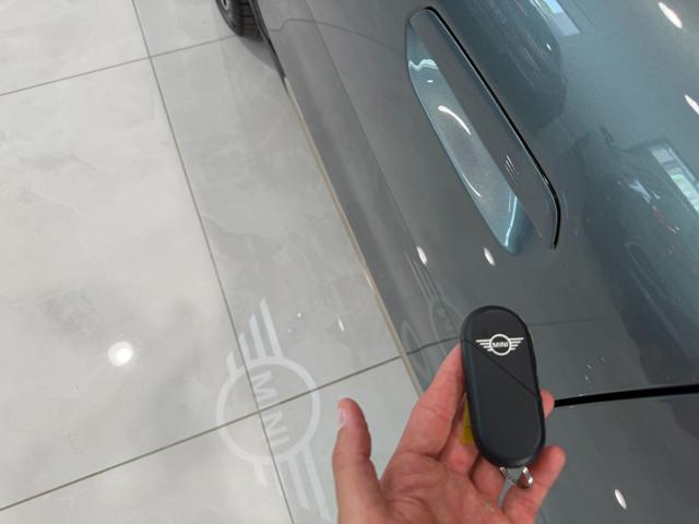 MINI Mini C Favoured Countryman *Tetto Panoramico*