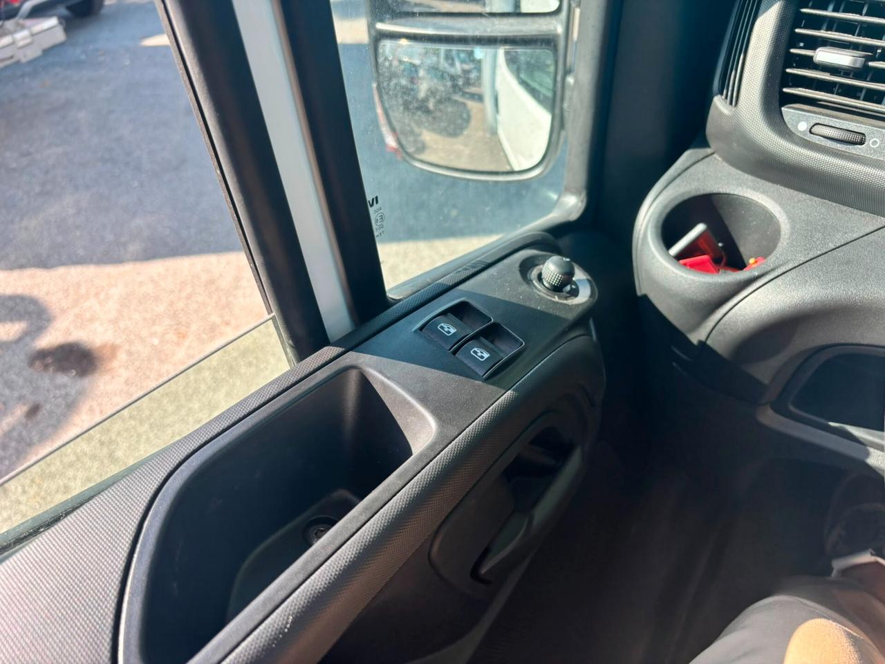 Iveco daily 35C180 Hi Matic furgone e sponda
