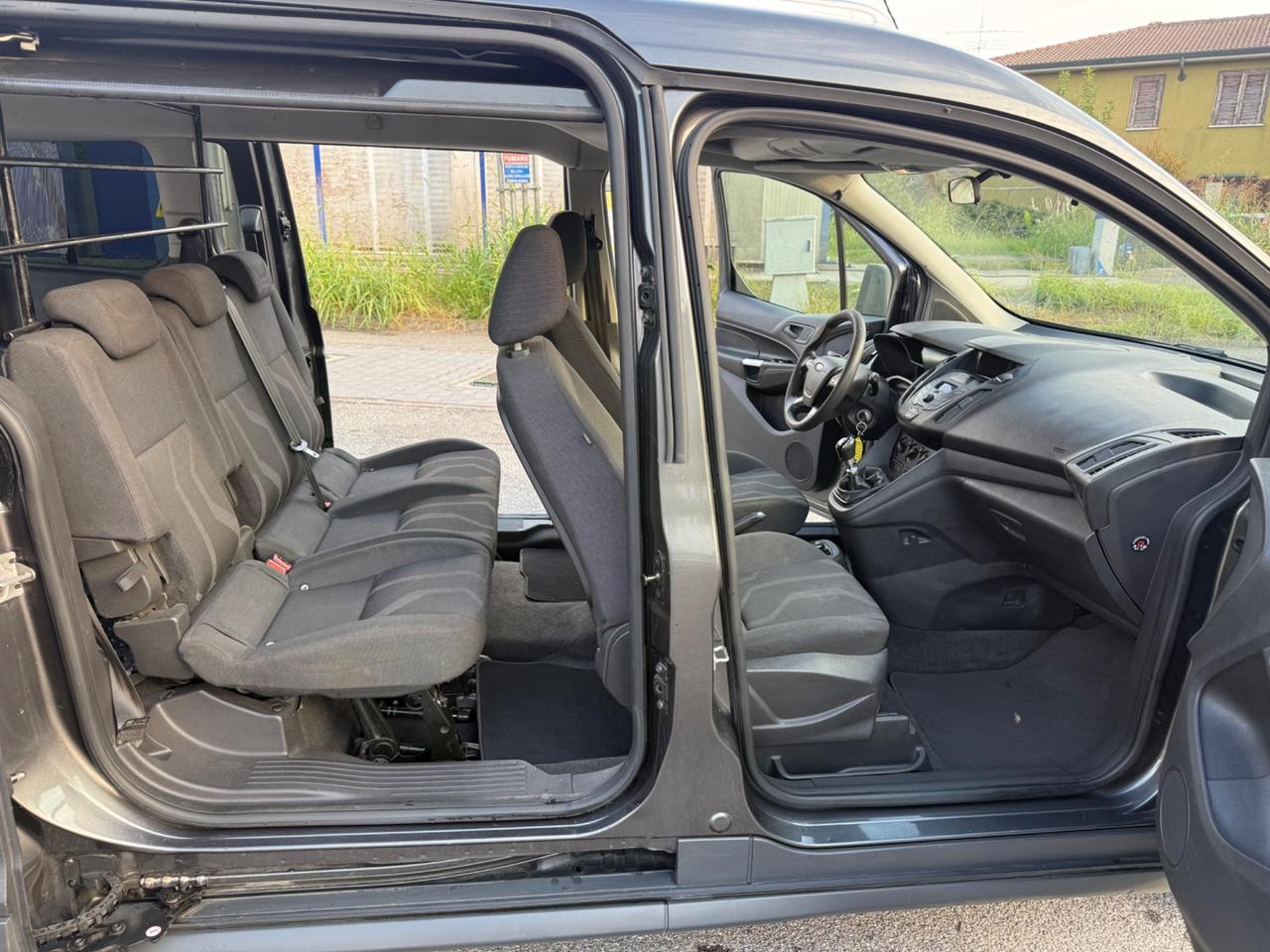 Ford Tourneo Connect 1.6 TDCi 115 CV Titanium