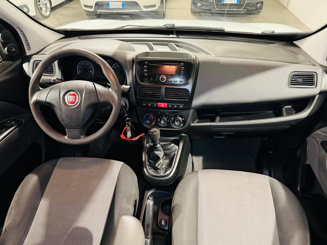 Fiat DOBLO 1.6 Multijet 105 CV Lounge*NEOPATENTATI*5 POSTI