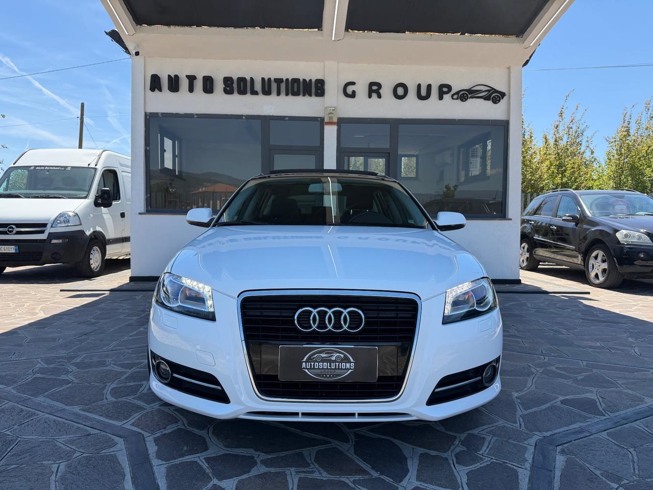 Audi A3 SPB 1.6 TDI 105CV Attraction Tetto Apribile