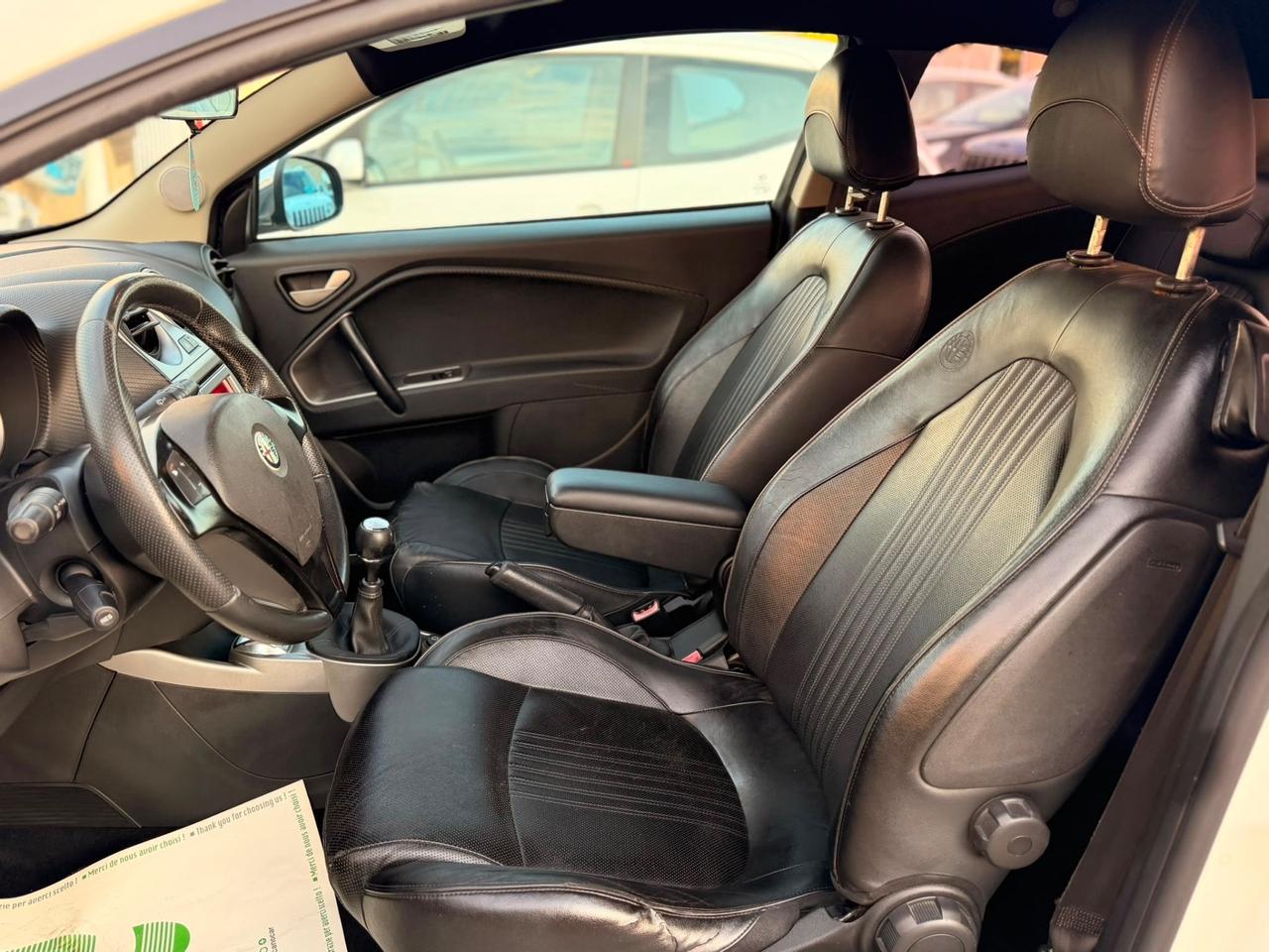 Alfa Romeo MiTo 1.3 JTDm-2 95CV Distinctive PELLE TOTALE SENSORI PARCHEGGIO