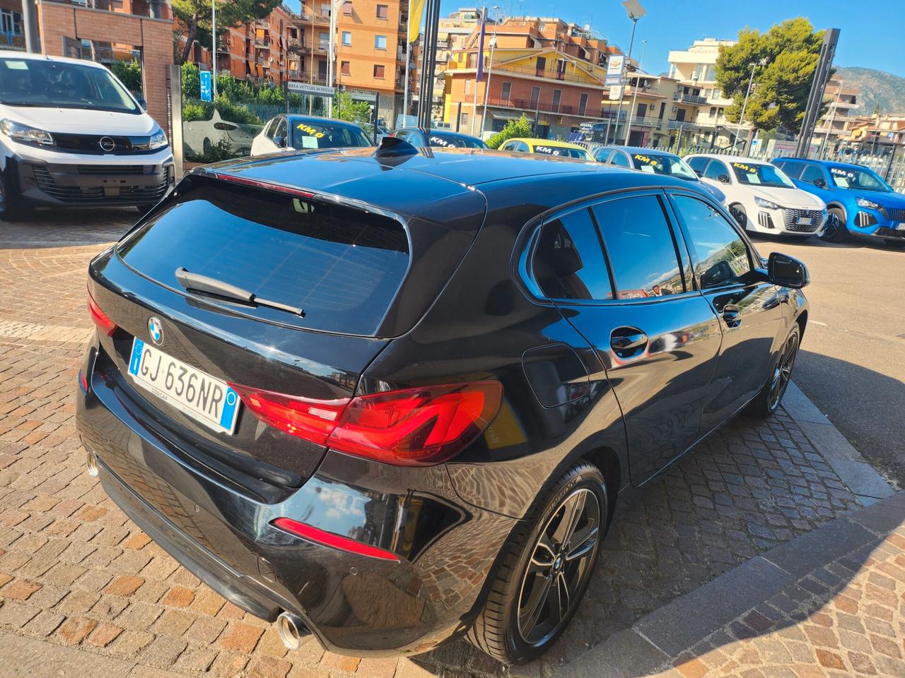 Bmw 118 120d 5p. Luxury