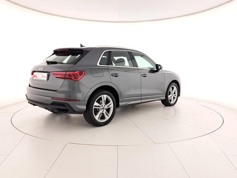 Audi Q3 35 2.0 tdi s line edition s-tronic