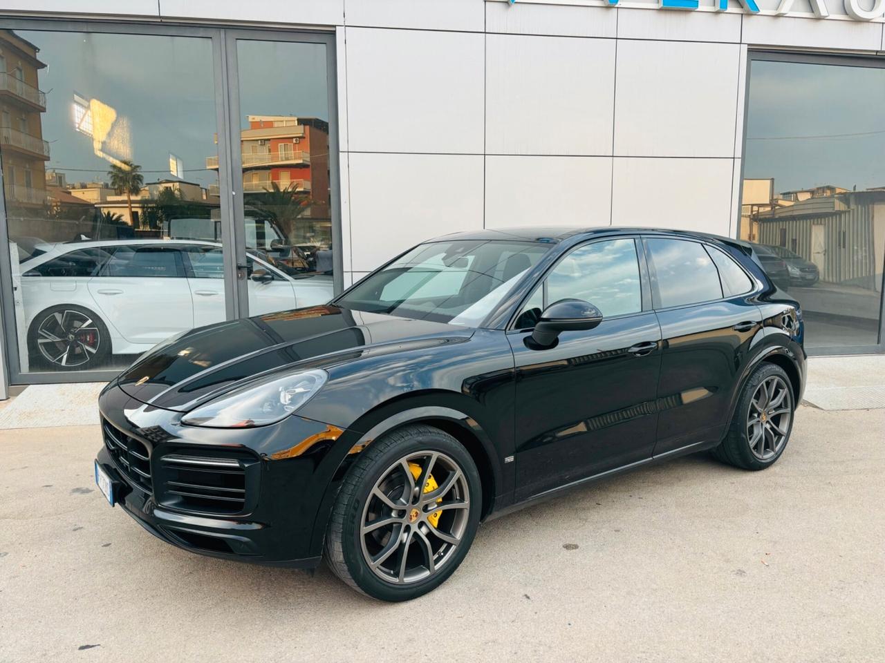 Porsche Cayenne 3.0 V6 - anno 2019 - prezzo €51.900