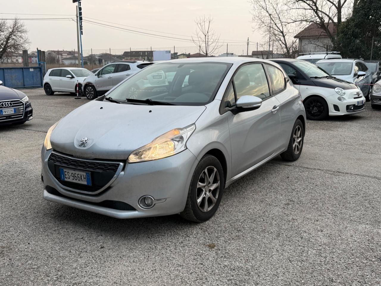 Peugeot 208 1.2 VTi 82 CV 3 porte Access