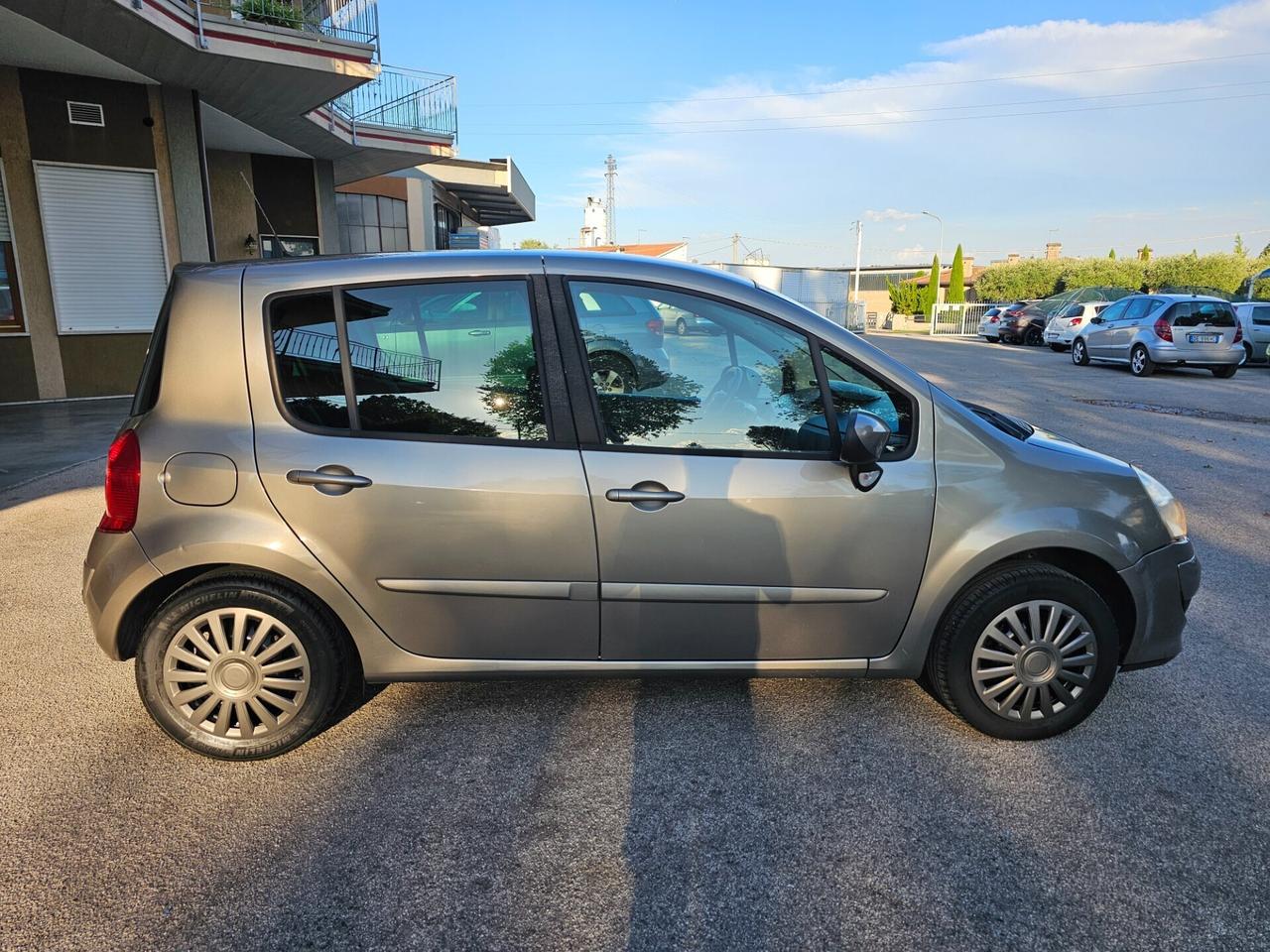 Renault Modus 1.5 dCi 90CV - OK Neopatentati