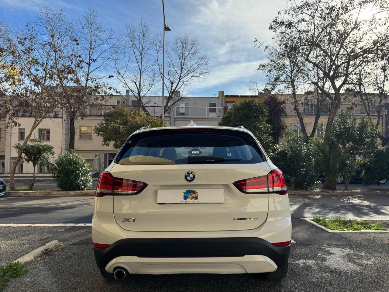BMW X1 ADVANTAGE XDRIVE