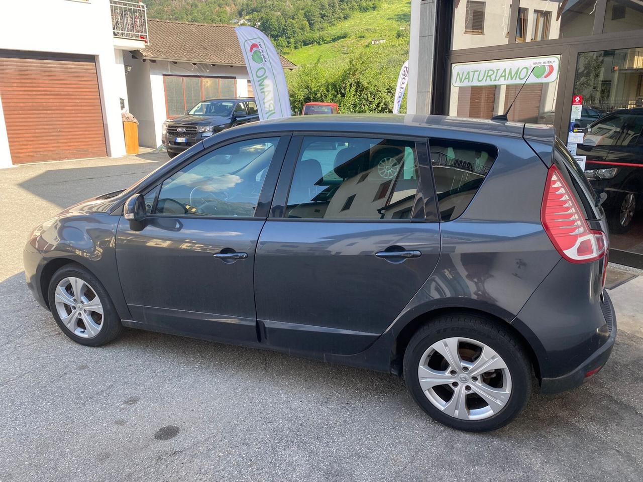 Renault Scenic Scénic 1.5 dCi 110CV EDC Dynamique