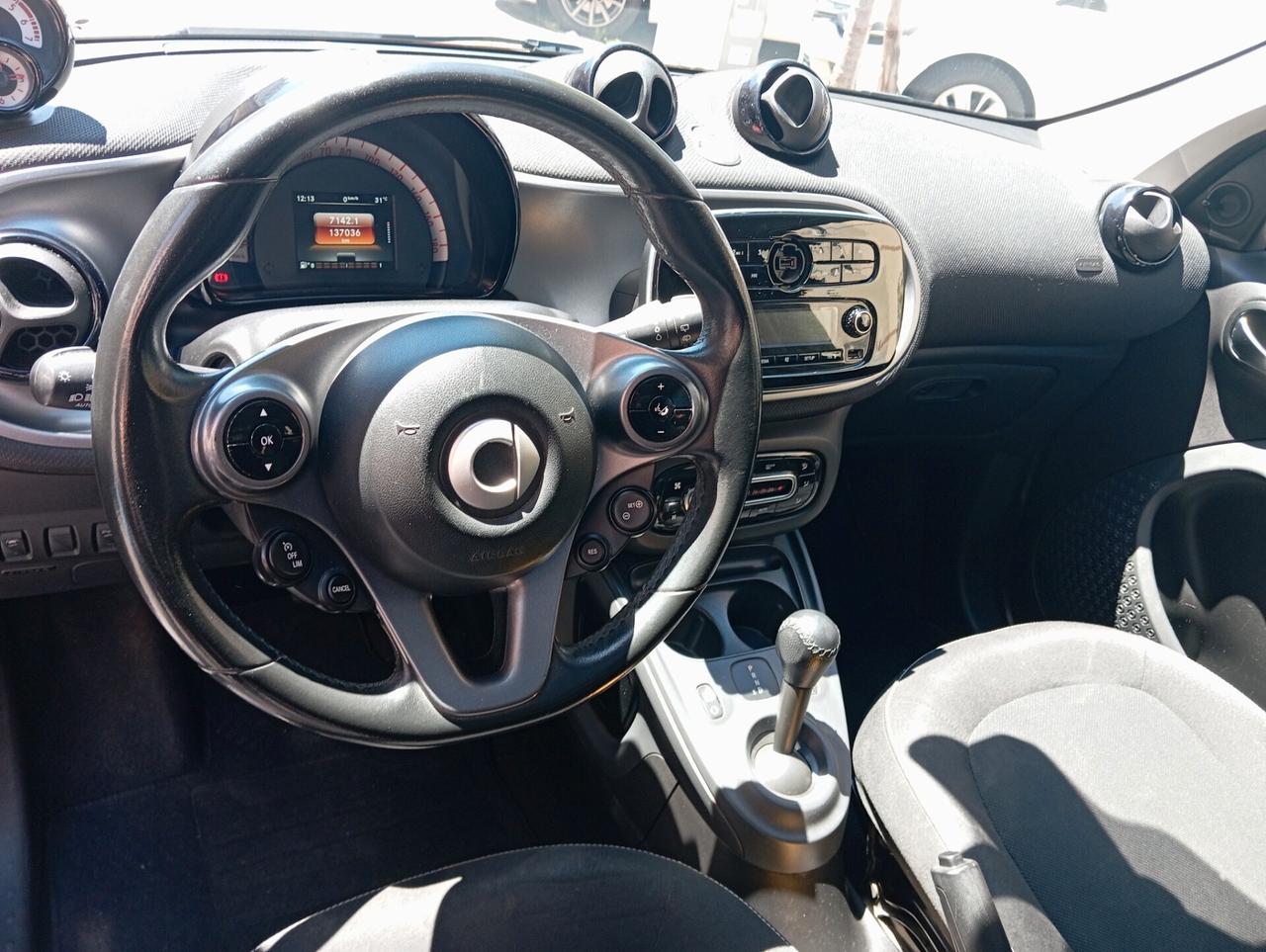 Smart ForFour 70 1.0 twinamic Passion offerta del mese
