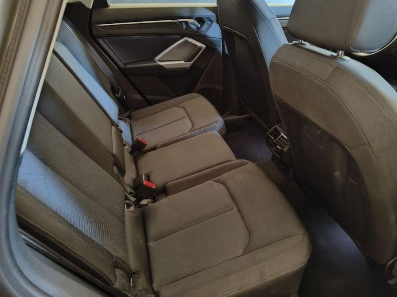 Audi Q3 Q3 SPB 45 TFSI e S tronic Business Plus