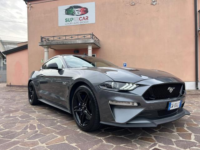 FORD Mustang Fastback 5.0 V8 aut. GT