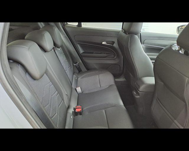 JEEP Avenger 1.2 turbo e-hybrid Summit fwd 100cv edct6