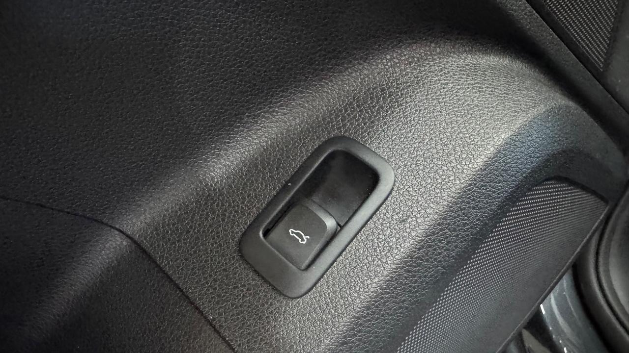 Audi Q2 35 TDI quattro S tronic line Edition2021