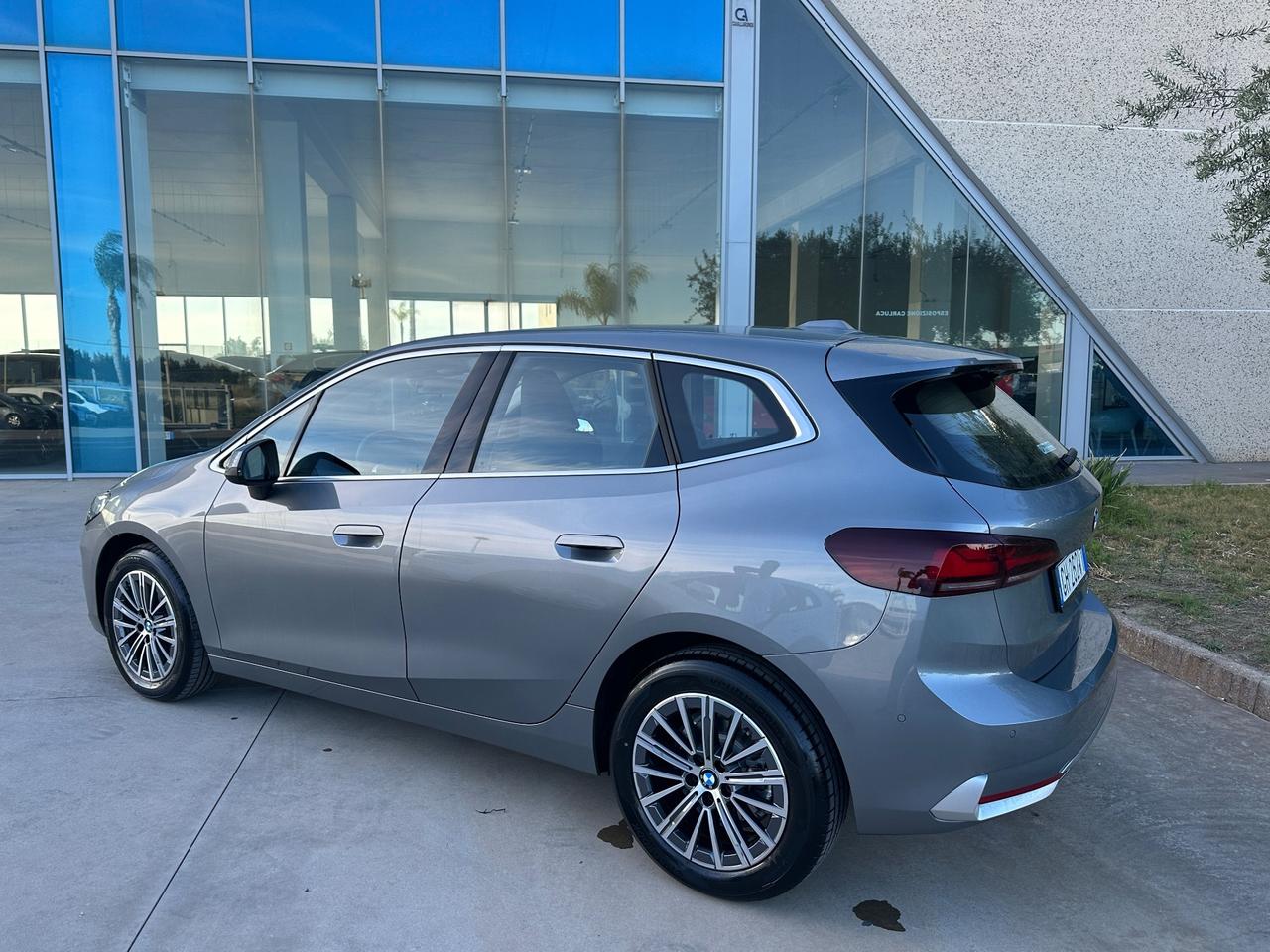 BMW 218 i A.T Luxury possibilità noleggio no scoring