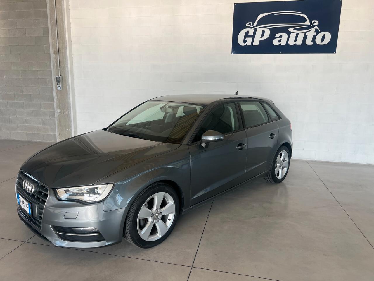 Audi A3 SPB 1.6 TDI Ambiente TUTTA TAGLIANDATA AUDI OK NEOPATENTATI