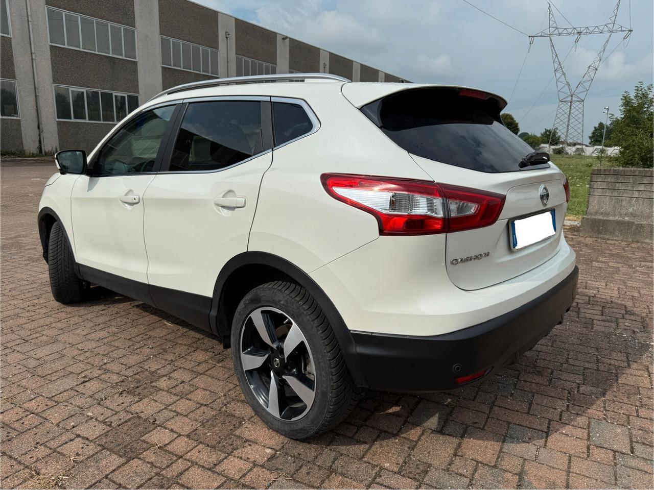 Nissan Qashqai 1.6 dCi 2WD TETTO - CAMERA 360°