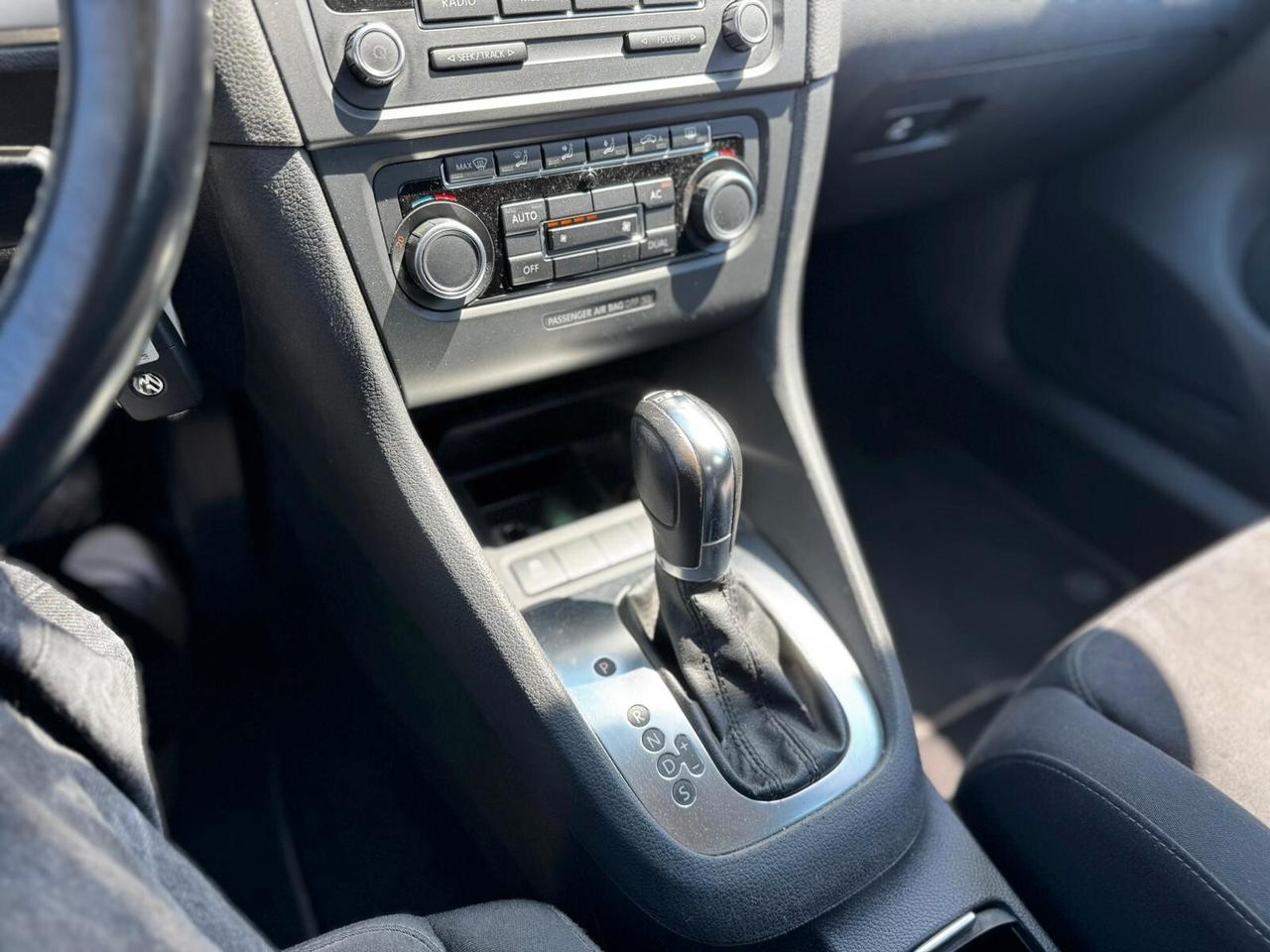 Volkswagen Golf Business 1.6 TDI DSG 5p. Highline