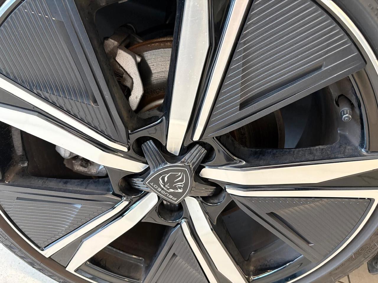 Peugeot 308 GT Hybrid 145 e-DCS6 SPOTICAR
